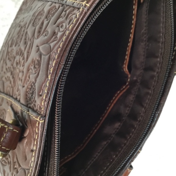 FOSSIL TWO TONED LEATHER EMBOSSED PURSE/HANDBAG - Picture 9 of 13